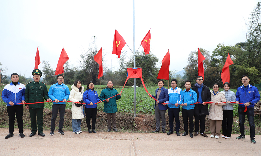 Chuỗi hoạt động sôi nổi, ý nghĩa của Đoàn Thanh niên Cơ quan BHXH Việt Nam tại xứ Lạng
