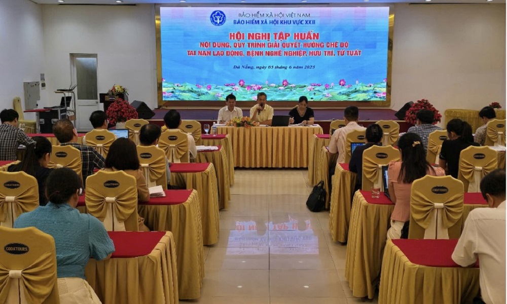 Tập huấn quy trình giải quyết các chế độ BHXH, nhằm phục vụ tốt người dân