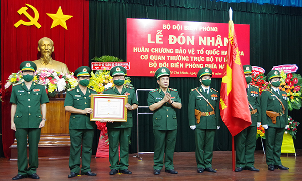Cơ quan Thường trực Bộ Tư lệnh BĐBP đón nhận Huân chương Bảo vệ Tổ quốc hạng 3