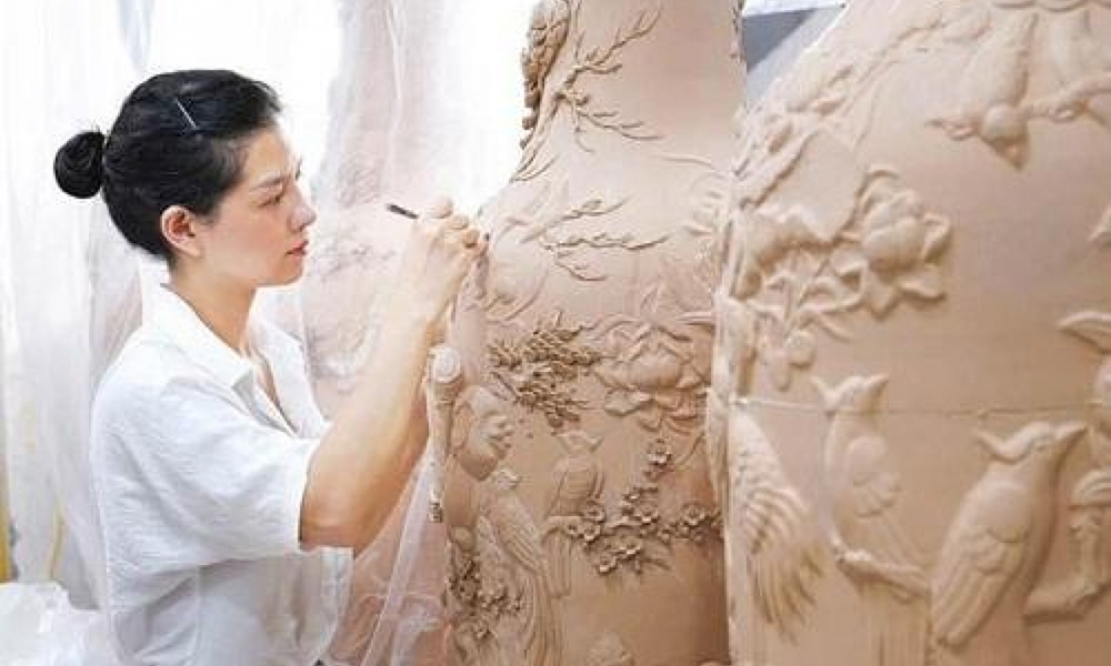 Nữ nghệ nhân trẻ mang khát vọng nâng tầm gốm sứ tâm linh Việt