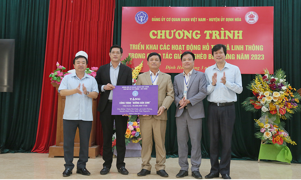 Triển khai các hoạt động hỗ trợ xã Linh Thông giảm nghèo bền vững