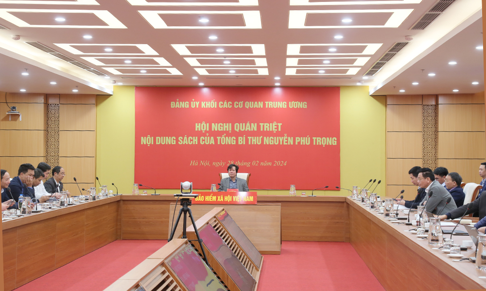Đảng ủy Cơ quan BHXH Việt Nam: Tiếp tục thực hiện tốt công tác bảo vệ nền tảng tư tưởng của Đảng