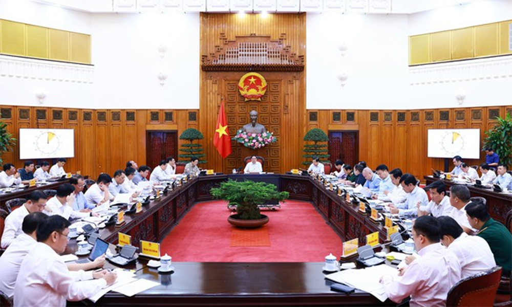 Thủ tướng Phạm Minh Chính: Không để người dân và DN phải lo lắng về điện