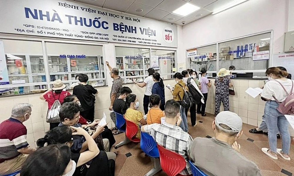 Phát thuốc 2 tháng/lần cho bệnh nhân mạn tính: 