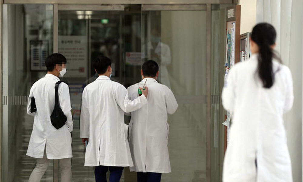 Hàn Quốc ra quy định mới liên quan bác sĩ thực tập