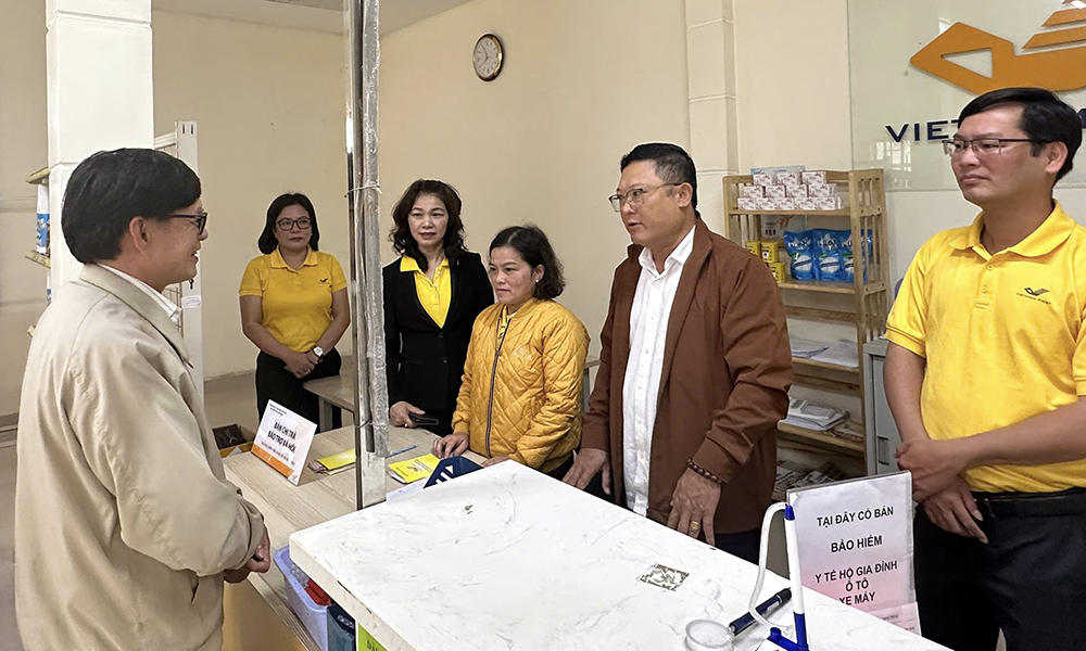 BHXH Khu vực XXV: Kiểm tra, giám sát chi trả lương hưu theo mô hình chính quyền địa phương 2 cấp