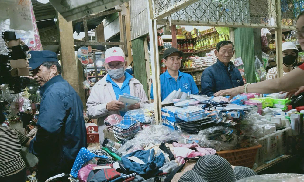 TP.Huế tăng cường thực hiện chính sách BHXH, BHYT