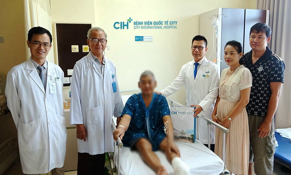 Suýt mất bàn chân từ vết loét nhỏ