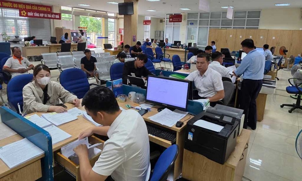 Hướng dẫn lương, phụ cấp chức vụ với CB, CC, VC sau khi sắp xếp tổ chức bộ máy