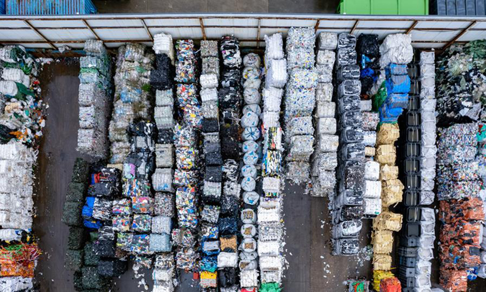 Châu Âu cấm xuất khẩu rác thải nhựa sang nước nghèo