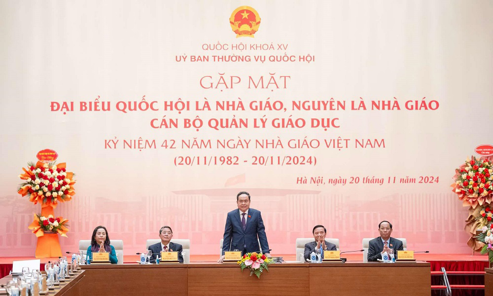 Chủ tịch Quốc hội Trần Thanh Mẫn gặp mặt ĐBQH là nhà giáo, cán bộ quản lý giáo dục